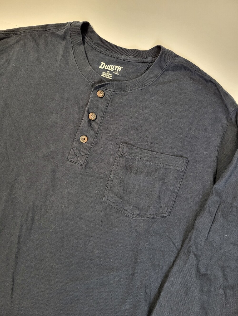 Duluth Trading Co Relaxed Fit Longtail T Shirt Navy Blue Henley Cotton Size XL - Picture 7 of 8